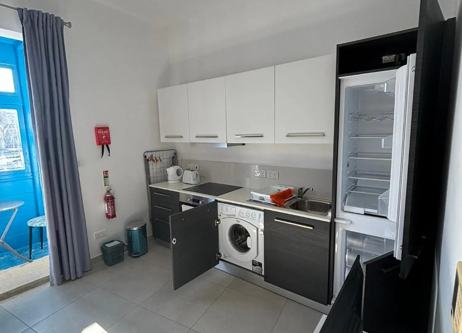 Traditional Maltese Sea View Apartment Kalkara