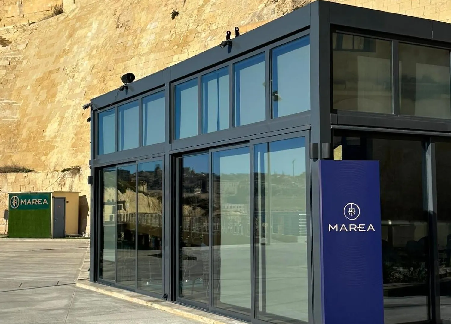 Traditional Maltese Sea View Apartment Kalkara